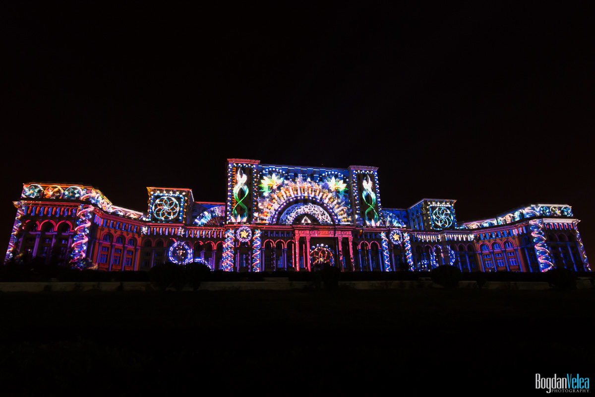 iMapp-Bucharest-2015-video-mapping-Casa-Poporului-008