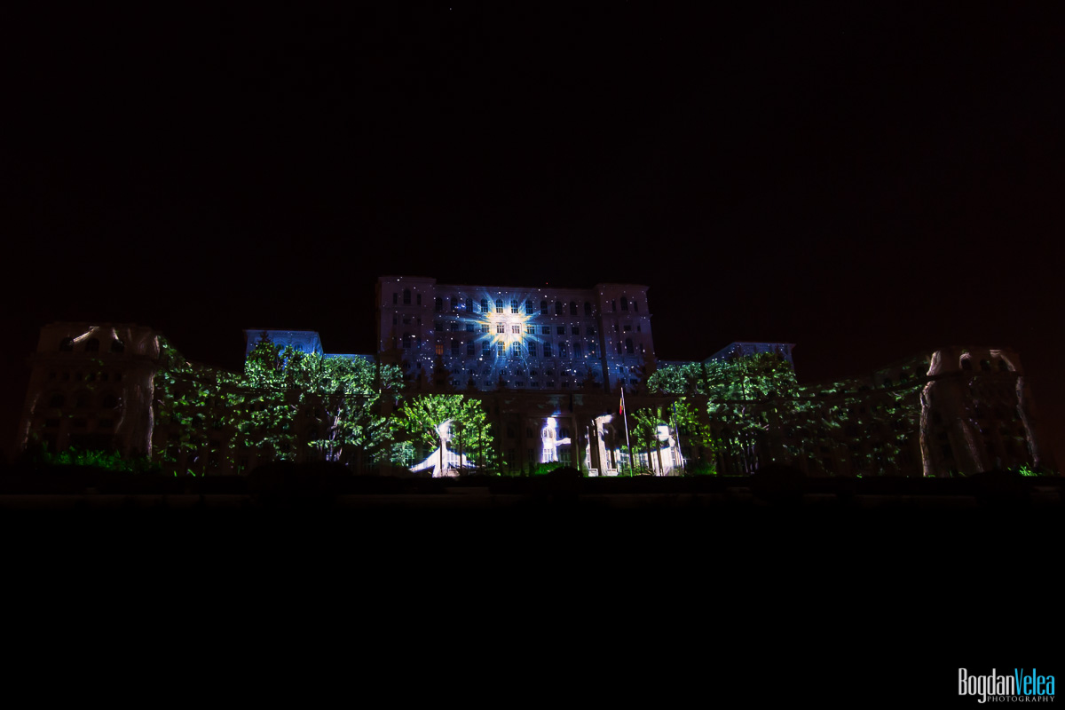 iMapp-Bucharest-2015-video-mapping-Casa-Poporului-127