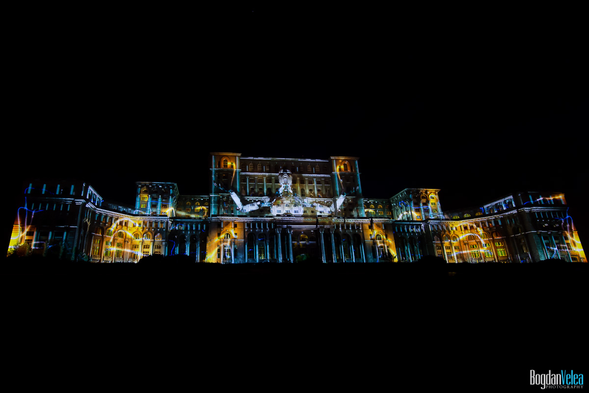 iMapp-Bucharest-2015-video-mapping-Casa-Poporului-155