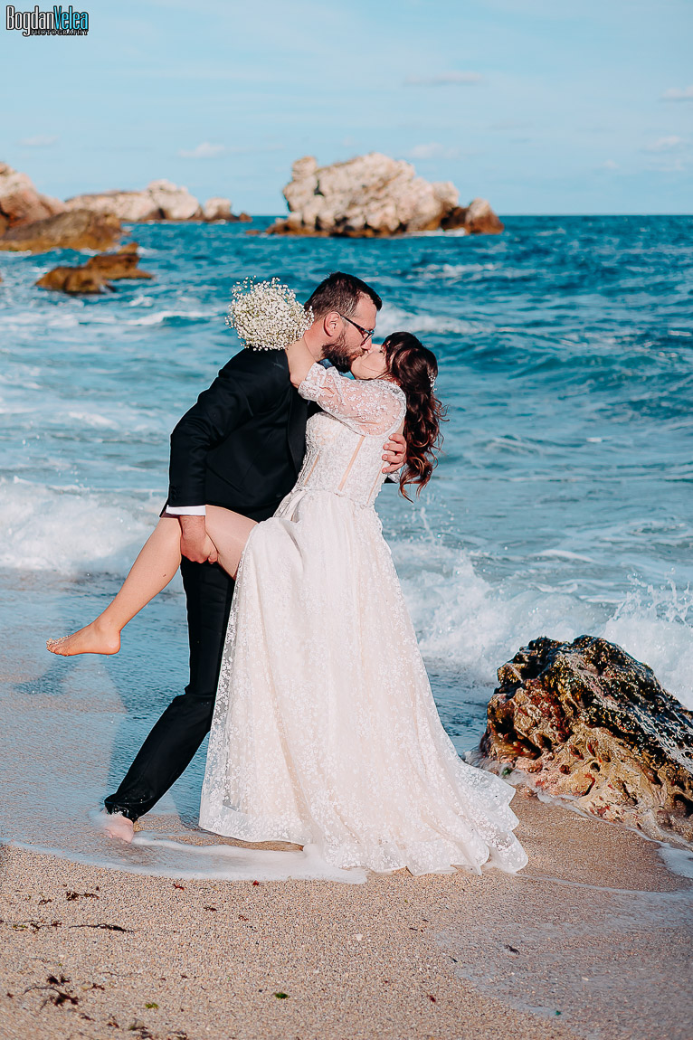 sedinta foto dupa nunta - trash the dress in Bulgaria