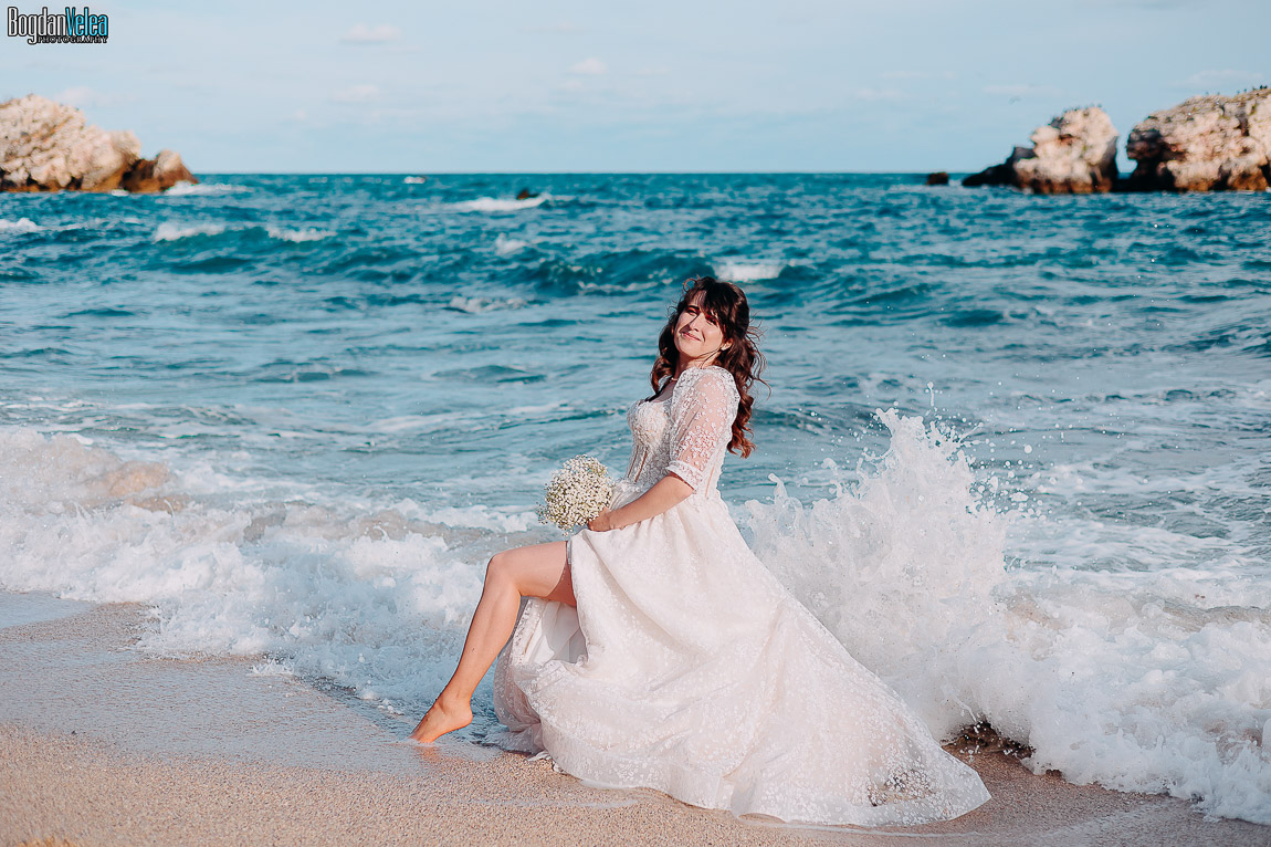 sedinta foto dupa nunta - trash the dress in Bulgaria
