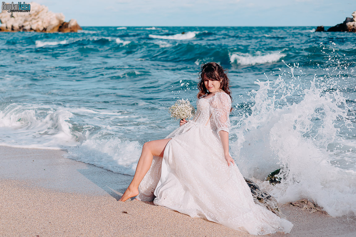 sedinta foto dupa nunta - trash the dress in Bulgaria