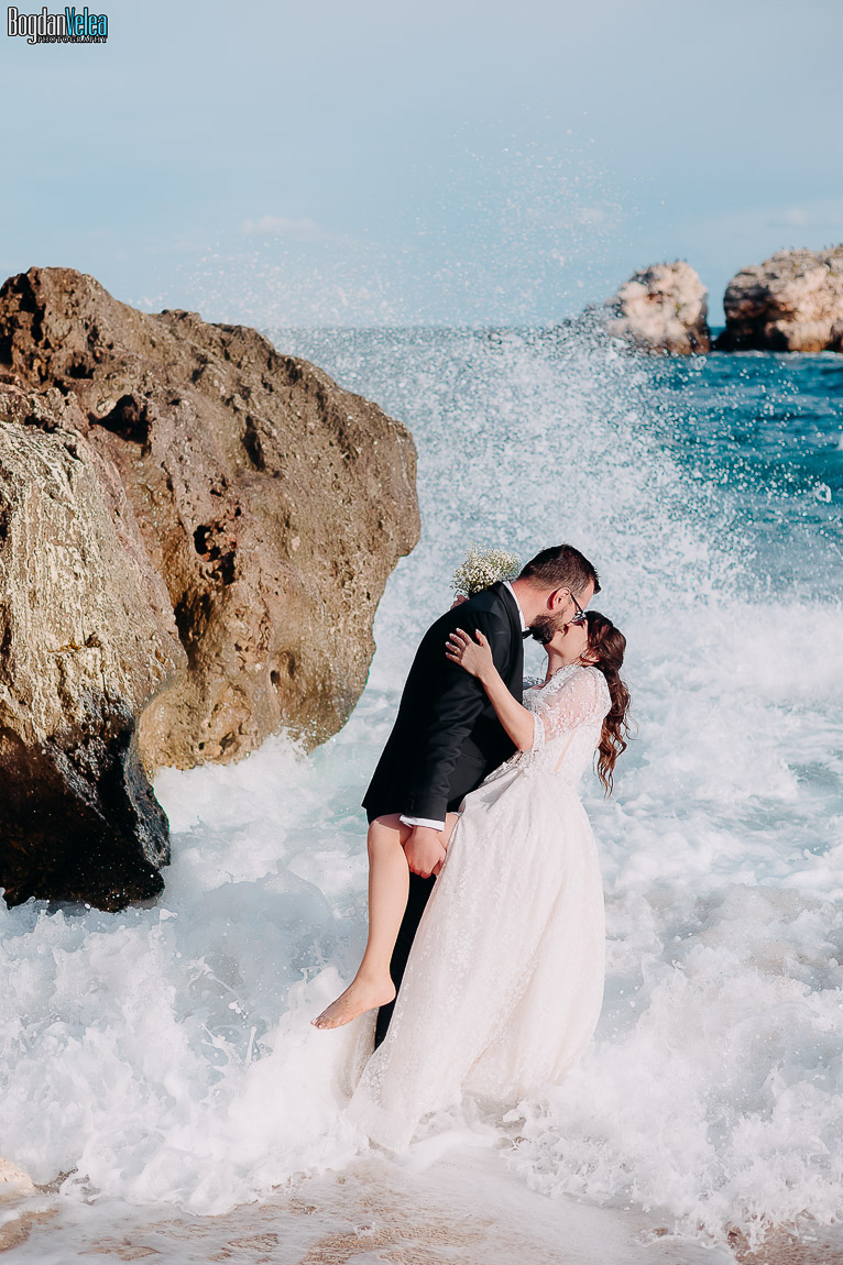 sedinta foto dupa nunta - trash the dress in Bulgaria