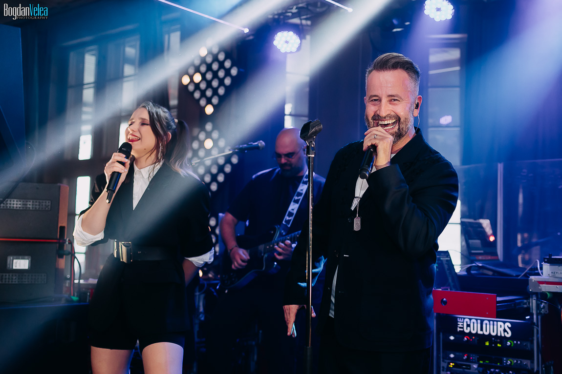 muzică live nuntă The Colours spectacol pe scenă