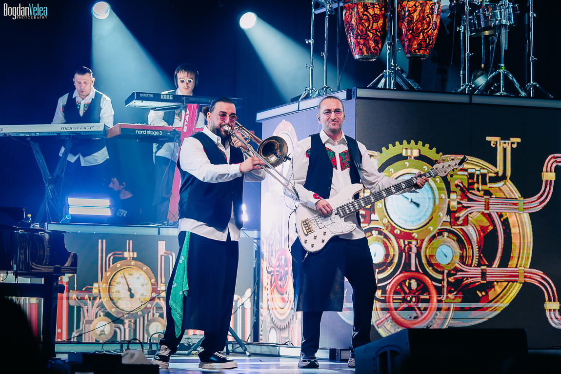 Connect-R pe scenă Sala Palatului început concert Urban Lăutăresque