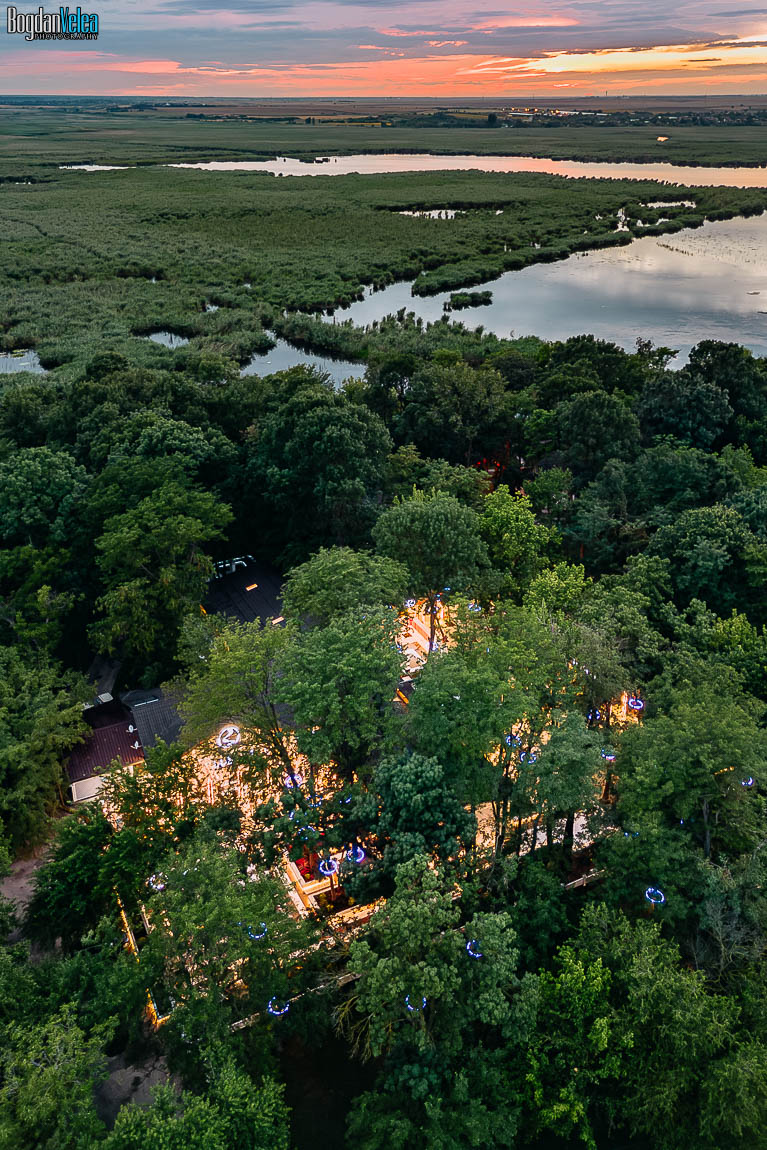 Fotografie aeriană cu ILUSTRO Casa Comana și Resortul Casa Comana