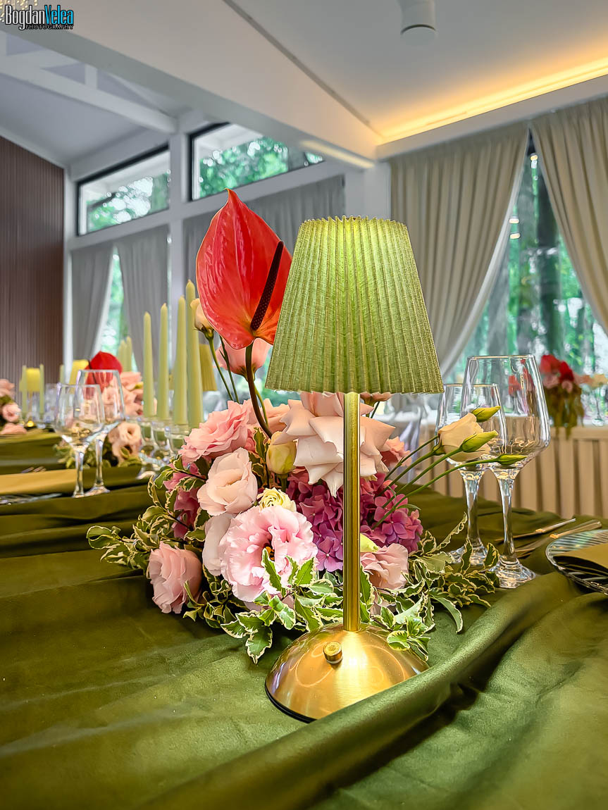 Salonul ILUSTRO Casa Comana decorat pentru un eveniment elegant