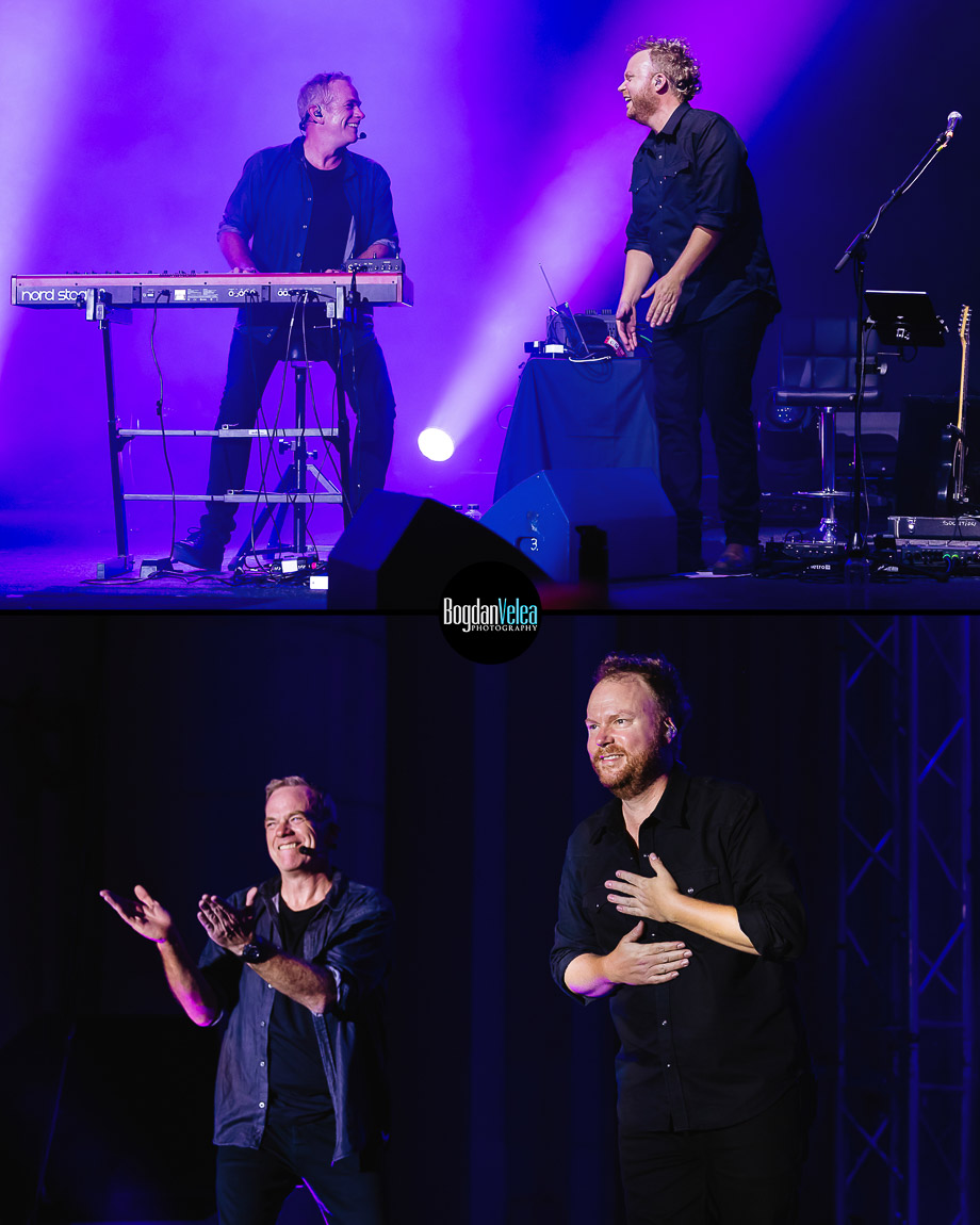 Fotografie artistică de concert cu Garou pe scenă