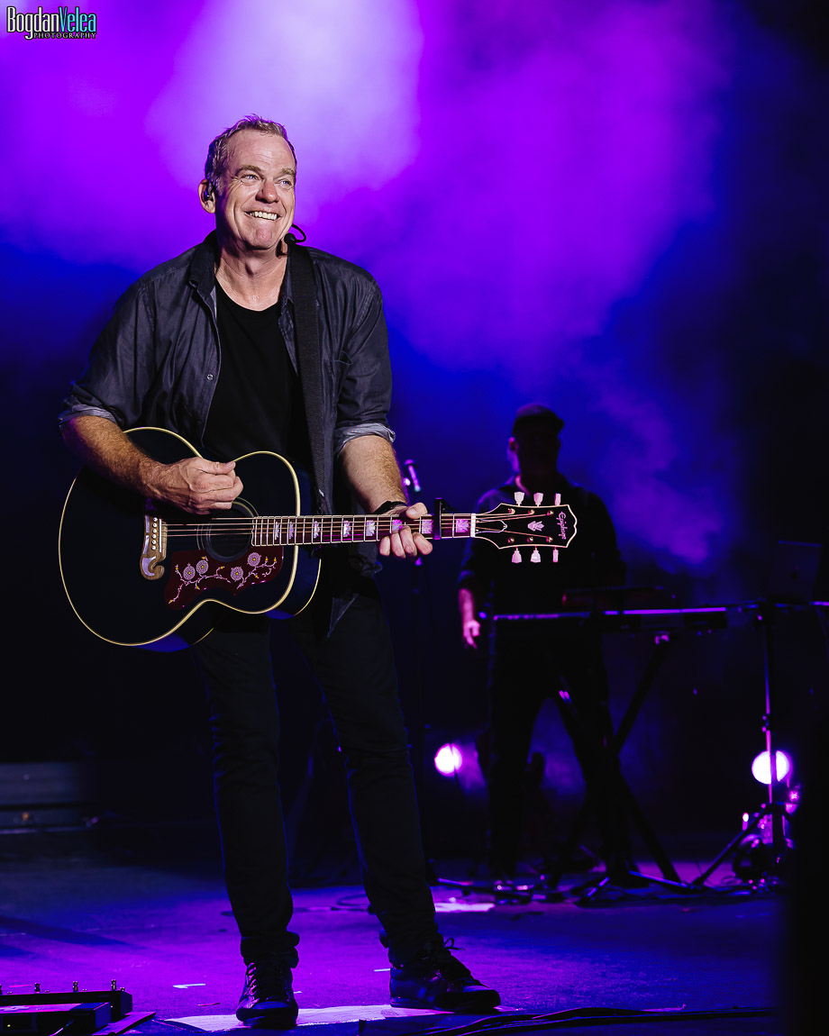 Garou în concert la Arenele Romane, fotografie de scenă